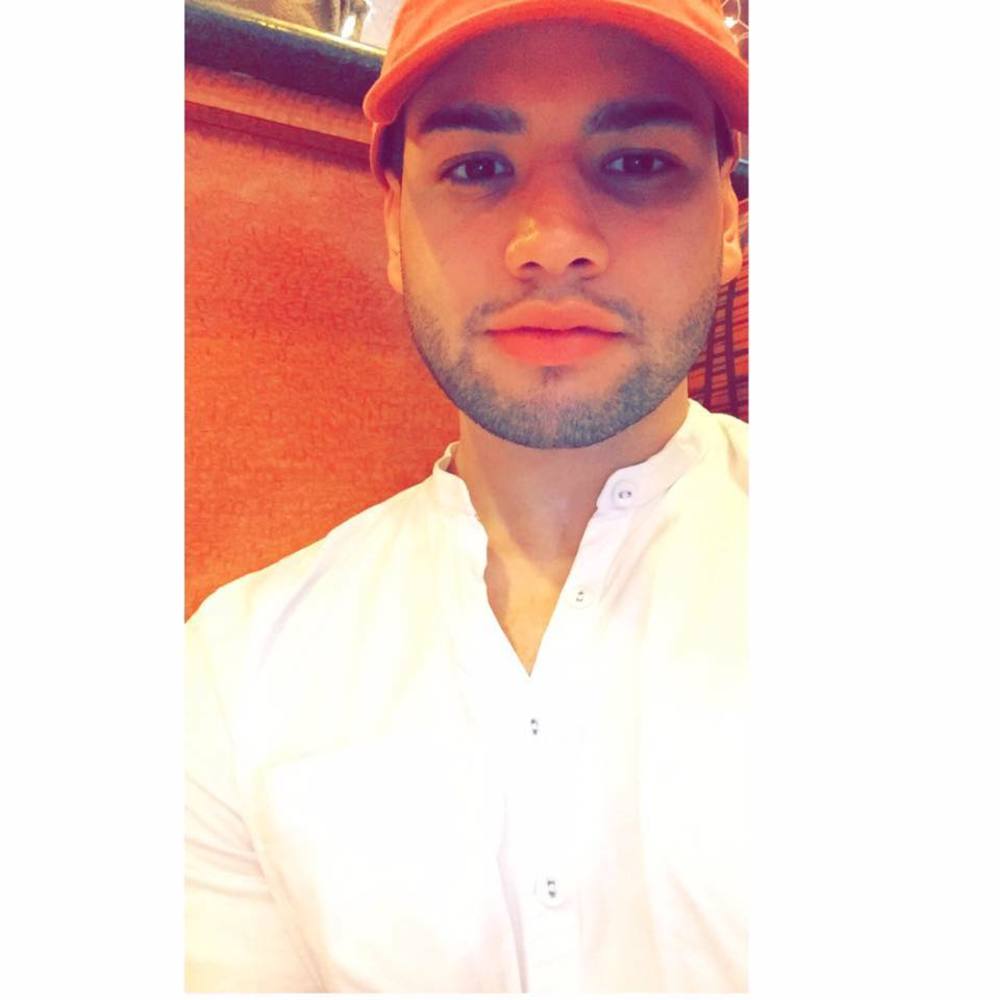 Meet your Posher, Christopher